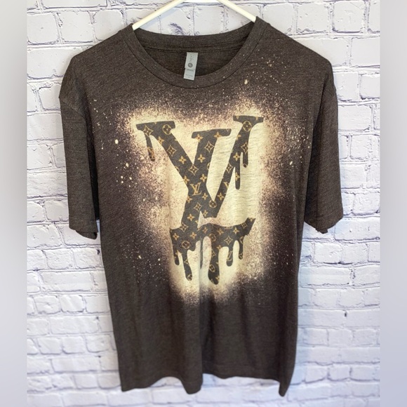 Louis Vuitton Distressed Graphic Tee - Picture 2 of 3